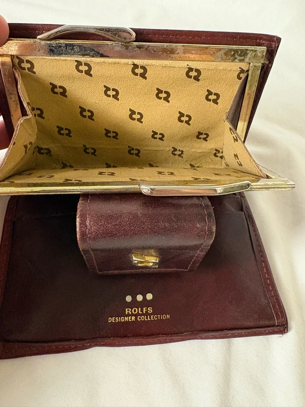 Vintage Rolfs Designer Collection Burgundy Leather Wallet Kiss Lock Coin Purse